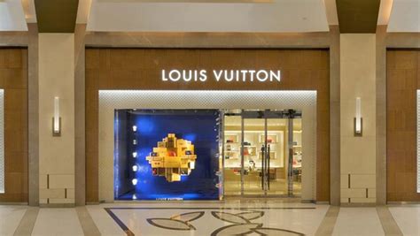 Louis Vuitton manila solaire